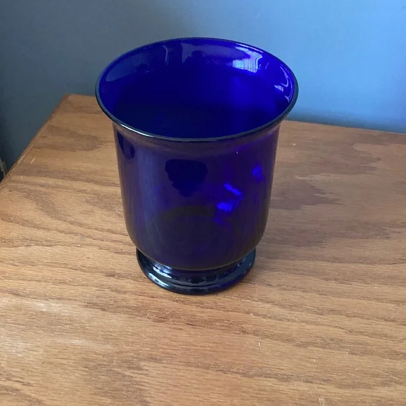 Vintage party light, cobalt, blue glass hurricane candle holder - Picture 6 of 6